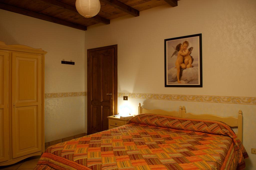 La Colonna Bed & Breakfast Montelanico Luaran gambar